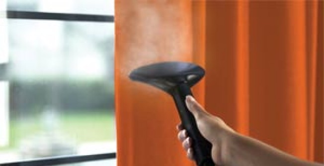 Curtain Cleaning Specialists in West End